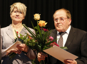 Heike Hellwig-Kluge und Dr. Horst Hakenbeck wurden mit der Medaille der Stadt Prenzlau ausgezeichnet.