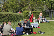 Zur Seeparkeröffnung gehört auch das große Picknick.