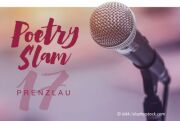 Mikrofon mit Slogan 17. Poetry Slam