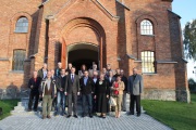 Bürgermeister Mikalauskas führt die Gäste zu Sehenswürdigkeiten von Varėna