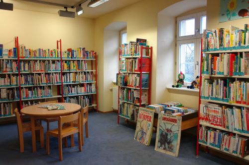 Blick in die Kinderbibliothek