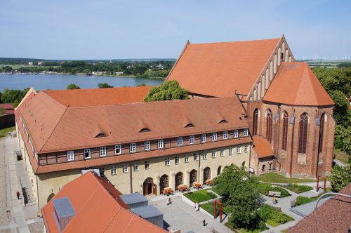 Dominikanerkloster mit KlosterCafé